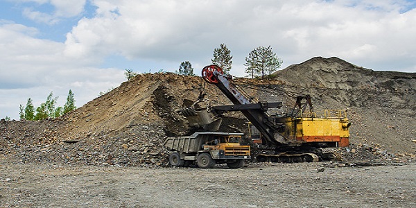 Development of a quarry for extraction of silica refractory rock.