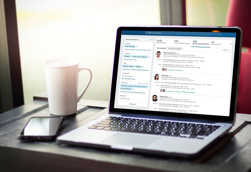 Computer screen showing Linked in.